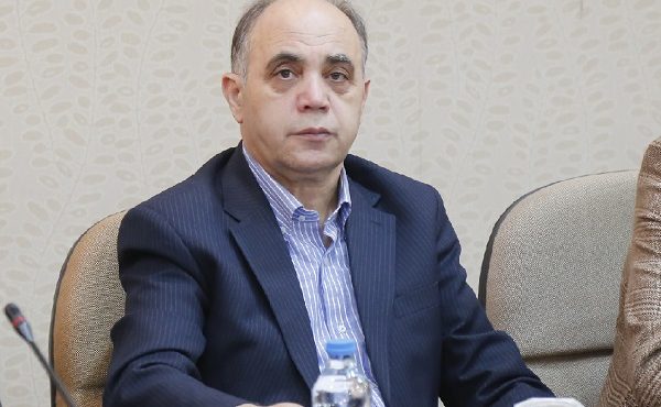 محور وفاق مردم، قانون‌مداری و معیشت است، نه تصمیمات تحمیلی