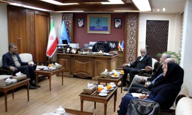 دیدار سرکنسول جمهوری اسلامی ایران درارمنستان با رئیس دانشگاه تبریز