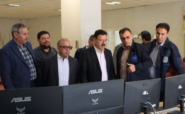 تولید با ظرفیت کامل مایه افتخار استان است