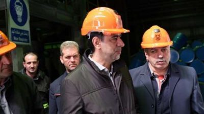 تولید یکی از مهمترین عامل رشد اقتصادی است تولید یکی از مهمترین عامل رشد اقتصادی است