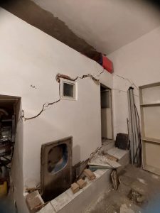 گردن گیر مسئولان مدت هاست خراب است!